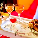 5 Stars In San Bernardino, Slopes And Hiking, Fireplace, 4 Snowtubes Free, Wi-fi Free, For 8 Persons, Wonderful In Seasons -by Easylife Swiss * סן ברנרדינו