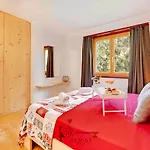 5 Stars In San Bernardino, Slopes And Hiking, Fireplace, 4 Snowtubes Free, Wi-fi Free, For 8 Persons, Wonderful In Seasons -by Easylife Swiss סן ברנרדינו