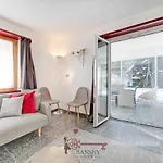 5 Stars In San Bernardino, Slopes And Hiking, Fireplace, 4 Snowtubes Free, Wi-fi Free, For 8 Persons, Wonderful In Seasons -by Easylife Swiss דירה